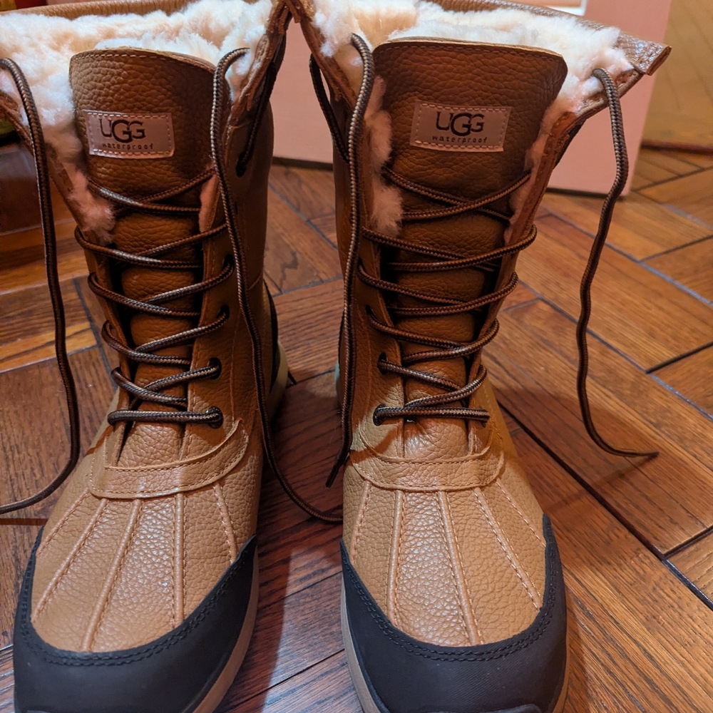 BRAND NEW (NEVER WORN) UGG Adirondack Tall Lace Up Boots